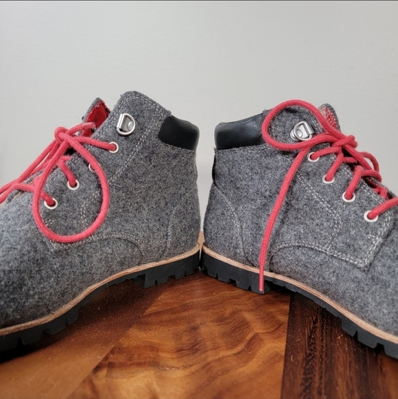 Woolrich Gray Wool Ankle Boots with Red Laces Women's Size 6 Retro Vibes Hiking - Picture 8 of 15